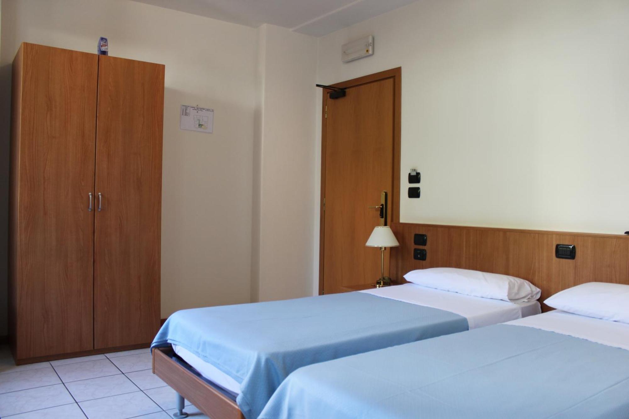 Albergo Hofer Bolzano Esterno foto