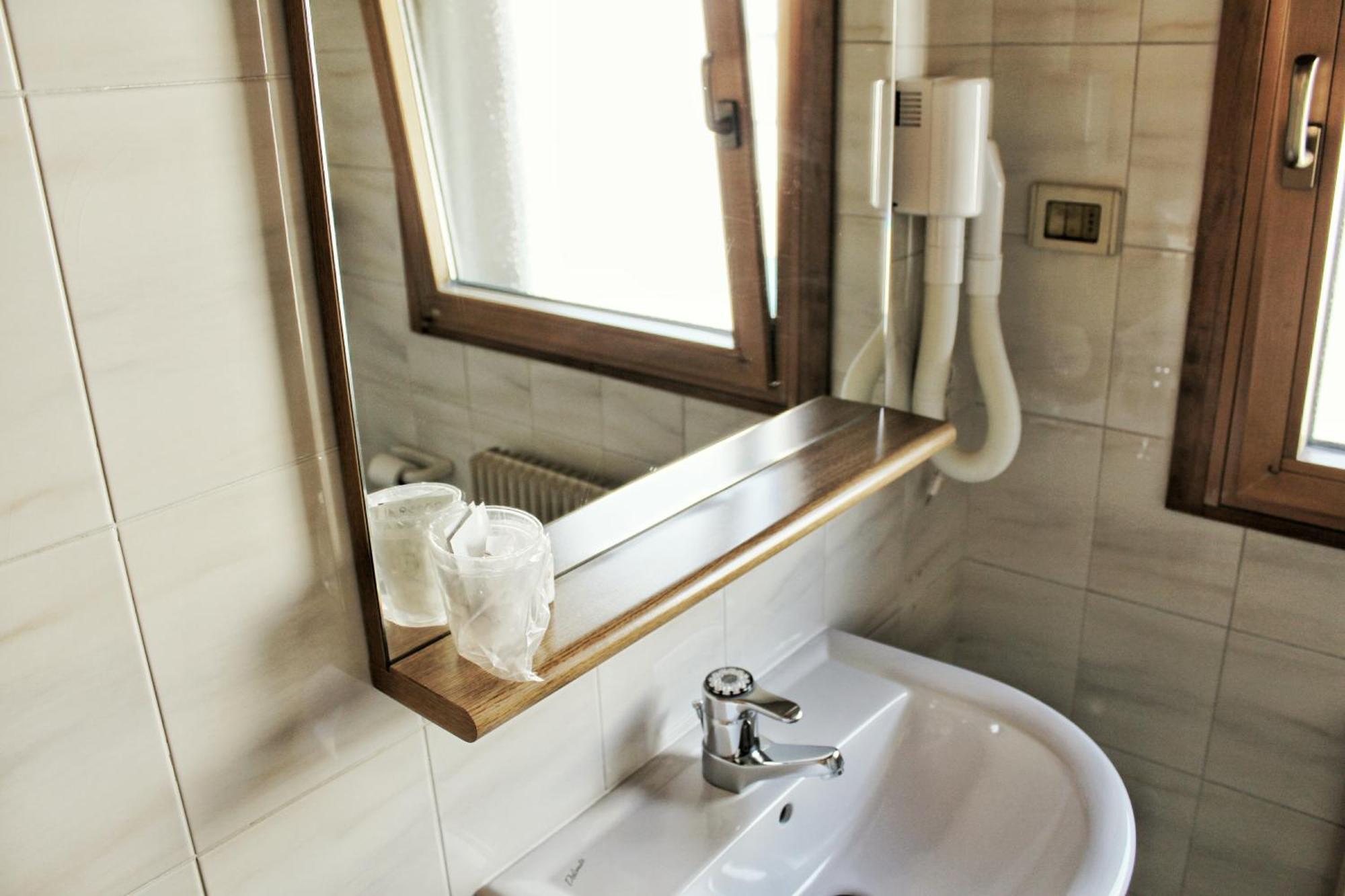 Albergo Hofer Bolzano Esterno foto