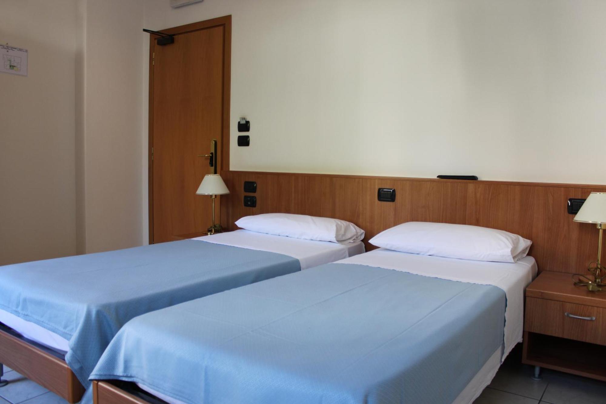 Albergo Hofer Bolzano Esterno foto